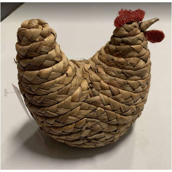 Target Bullseye Braided Straw Hen Figurine 2023 Farmhouse Easter Décor - Picture 1 of 4